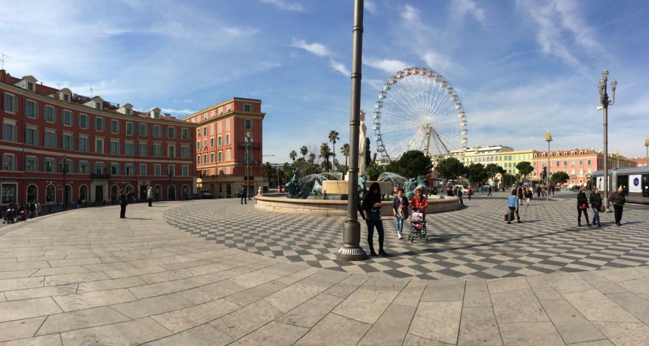 Apartment On Place Massena Nice Bagian luar foto