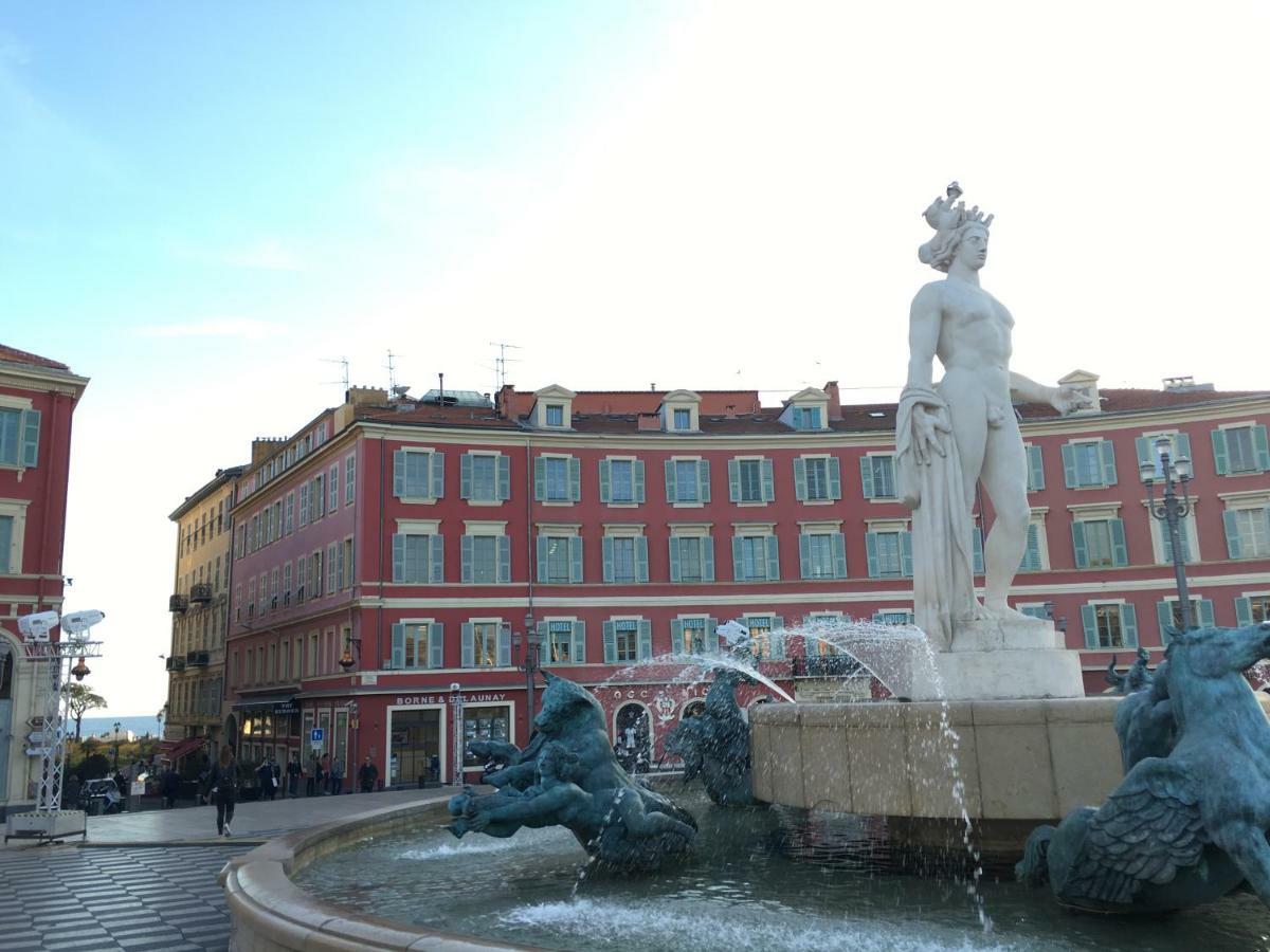 Apartment On Place Massena Nice Bagian luar foto