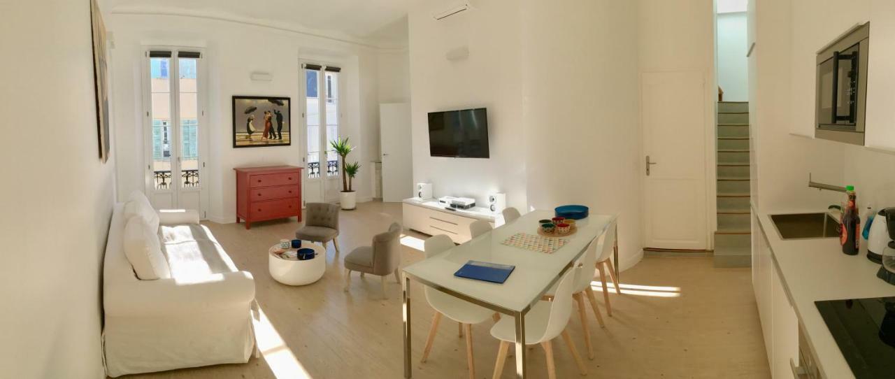 Apartment On Place Massena Nice Bagian luar foto
