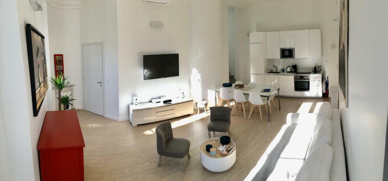Apartment On Place Massena Nice Bagian luar foto